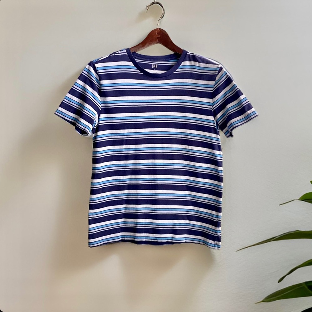 Men’s Gap Everyday Striped Shirt